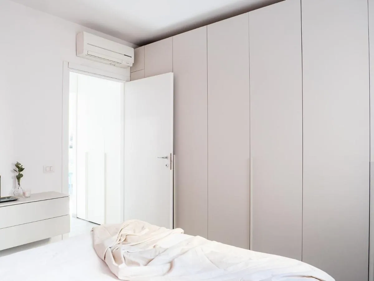 The Best Rent - Apartment Near Arco Della Pace Milán 0*,  Itálie